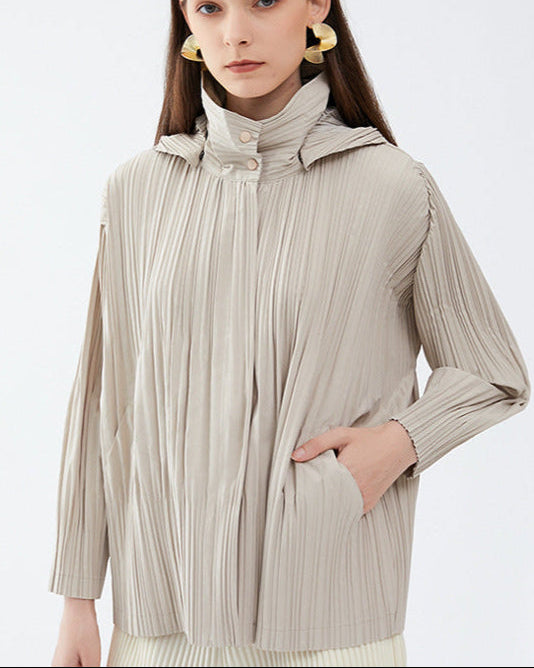 Women's Japanese Short Pleated Trench Coat –Removable Hood