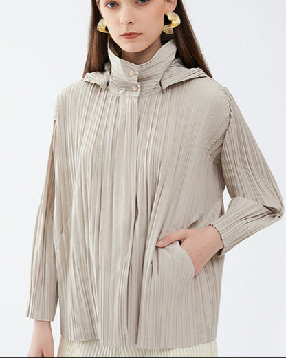 Women's Japanese Short Pleated Trench Coat –Removable Hood