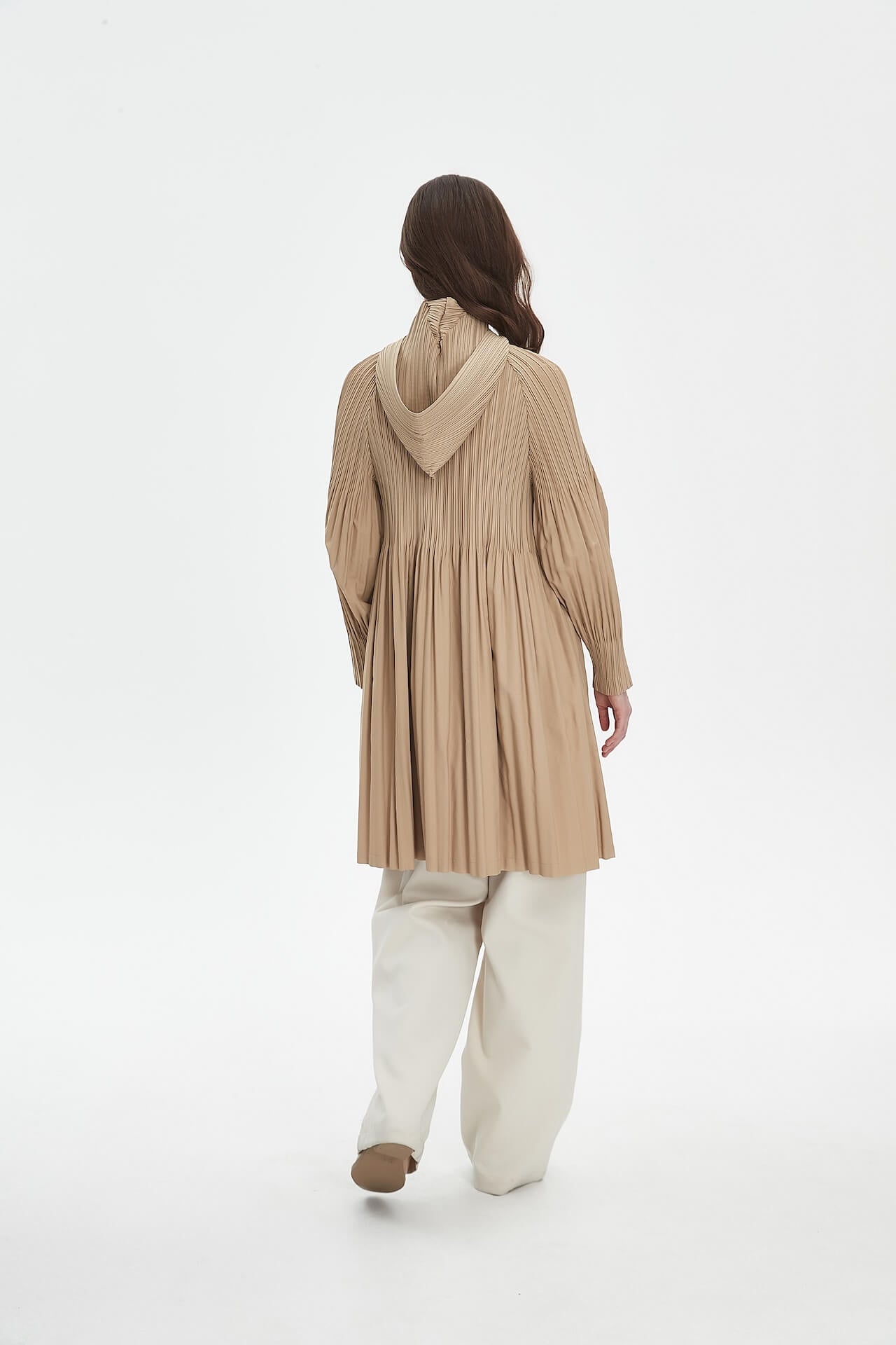 Women's Japanese Pleated Trench Coat with Hood – Lightweight & Breathable