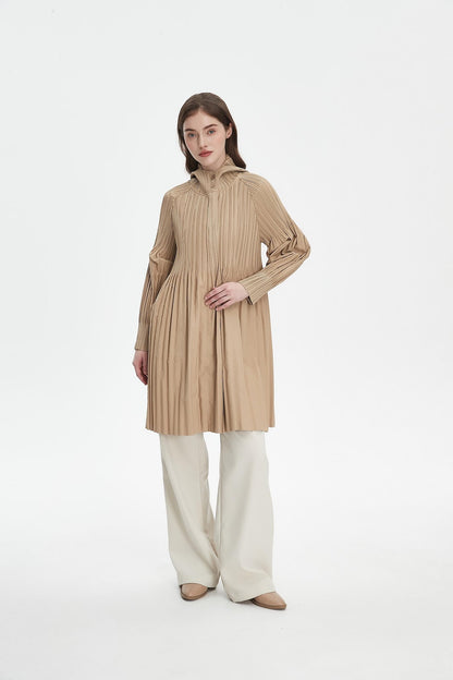 Women's Japanese Pleated Trench Coat with Hood – Lightweight & Breathable