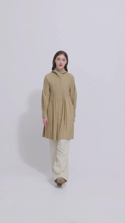 Women's Japanese Pleated Trench Coat with Hood – Lightweight & Breathable